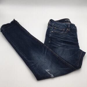 AMERICAN EAGLE  Tomgirl jeans size 0 distressed